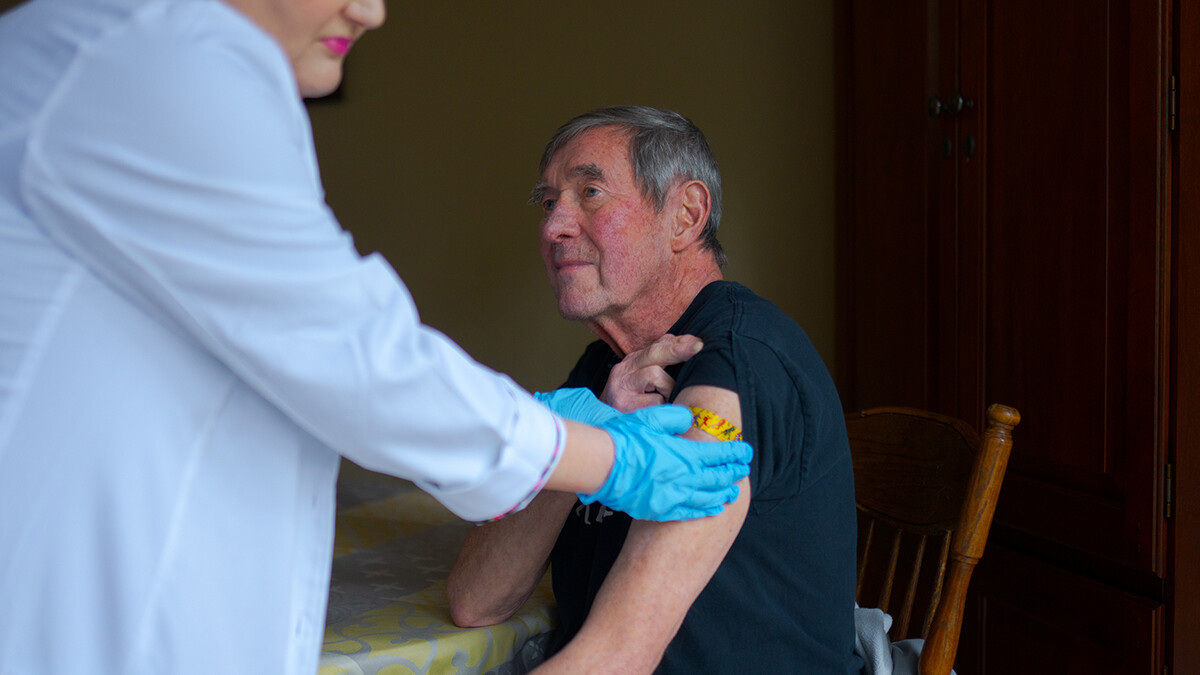 seniors health, flu clinic Monterey